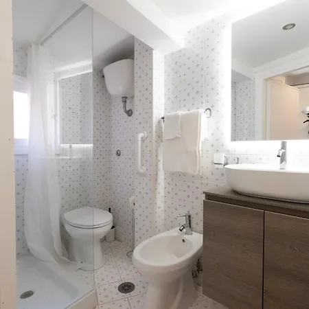 Appartement Piazza Del Popolo - The Heart Of *